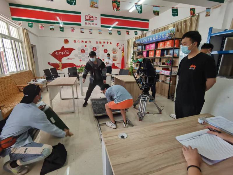 追星女孩心理学分析报告：榕江县广告片拍摄公司揭秘饭圈应援式传播逻辑